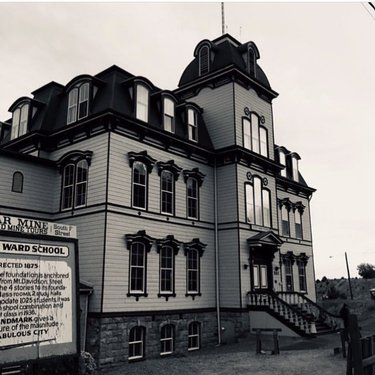 The historicfourthward is a beautiful piece of history and a must-see on any visit to Virginia City. Open May - October. [📸 wolfie_wintermoon]
⠀⠀⠀⠀⠀⠀⠀⠀⠀
⠀⠀⠀⠀⠀⠀⠀⠀⠀
⠀⠀⠀⠀⠀⠀⠀⠀⠀
⠀⠀⠀⠀⠀⠀⠀⠀⠀
⠀⠀⠀⠀⠀⠀⠀⠀⠀
⠀⠀⠀⠀⠀⠀⠀⠀⠀
⠀⠀⠀⠀⠀⠀⠀⠀⠀
⠀⠀⠀⠀⠀⠀⠀⠀⠀
⠀⠀⠀⠀⠀⠀⠀⠀⠀
⠀⠀⠀⠀⠀⠀⠀⠀⠀
#virginiacity #onlyinvc #visitvirginiacity #virginiacitynv #stepbackintime #travelnevada #comstock #history #nevada #renotahoe #travel #historictown #dfmi #renotahoeusa #miningtown #boomtown #oldwest