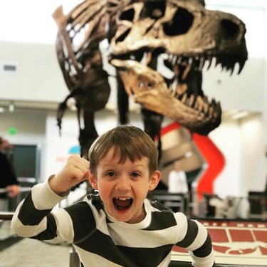 Very fond memories of when Sue the T. rex so graciously welcomed visitors to The Discovery. We miss our visitors and we miss Sue! #stayhomefornevada