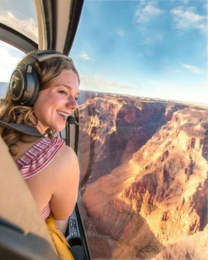 If you want to fly, give up everything that weighs you down.
.
Waking up ‪at 5:30am‬ for a sunrise helicopter ride is never a bad idea! 📍 It was my first time flying with iflypapillon + it was such a great time. 🚁 We flew over the Hoover Dam, Grand Canyon + the view was insane!! This shot was taken over the Grand Canyon by Nick who is from China (Xiaopi on Weibo). 😊 Thank you to TravelNeveda for the incredible experience with a great group of humans. #TravelNevada #BeyondVegas #HowToNevada #ad