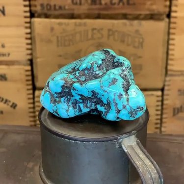 We mainly concentrate on well crystallized mineral specimens, but we make an exception for turquoise from our home state. Here we have a large 116g piece of polished turquoise from the Battle Mountain District. ⁣
⁣
Turquoise⁣
Battle Mountain District, Lander County, Nevada⁣
7.6 x 5.7 x 4.0 cm⁣
Available 

#turquoise #nevadaturquoise #turquoisetuesday #nevada #minerals #mineralspecimens #travelnevada #nevadaminesturquoise #geology #mining #mineralcollecting #mineralsforsale #mineralcollection #rocksandminerals #rockshop #minerslunchbox