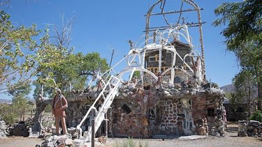 There’s a mysterious monument beckoning travelers off Interstate 80 – and it’s way worth the detour. ♻️⛰🖼
•••
Next time you find yourself on the road between Lovelock and Winnemucca (or more specifically, in Imlay), park it at Thunder Mountain, an unconventional sculpture garden built by hand with decades of found objects. With hundreds of statues and objects surrounding the three-story structure, it’s a veritable feast for the eyeballs. 👀 #TravelNevada #WeirdNevada