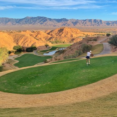 Talk about a sleeper hit... Who knew @falconridge_golfcourse was so sick?! And, more importantly, how soon will I head back? #golfmesquite #falconridge #beautifulgolfholes