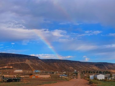 When the sky reminds you:
it’s going to be a beautiful day!

Were you lucky enough to catch this morning’s #rainbow?
.
.

#travelnevada #openandsafe #nevada #skyporn #goldfieldnevada #roadtrip #travelresponsibly #goldfield #love #pod #instagood #visitgoldfield #visitesmeraldacounty #nature #travelphotography #lovenature 
#FreeRangeArtHighway