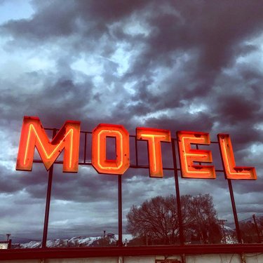 Ely neon. #neon #ely #nevada #travelnevada #motel